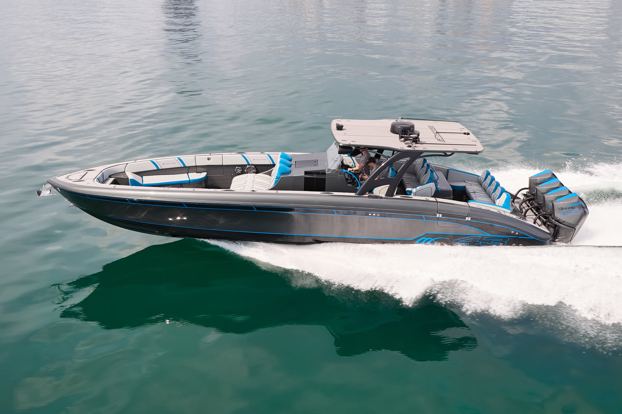 2020 43′ Open Carbon Edition